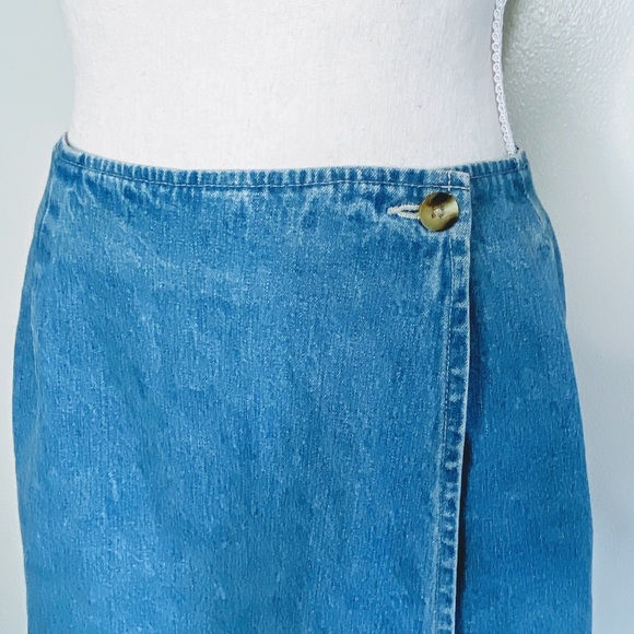 Eddie Bauer Denim Wrap Skirt Size 6 - Picture 3 of 7